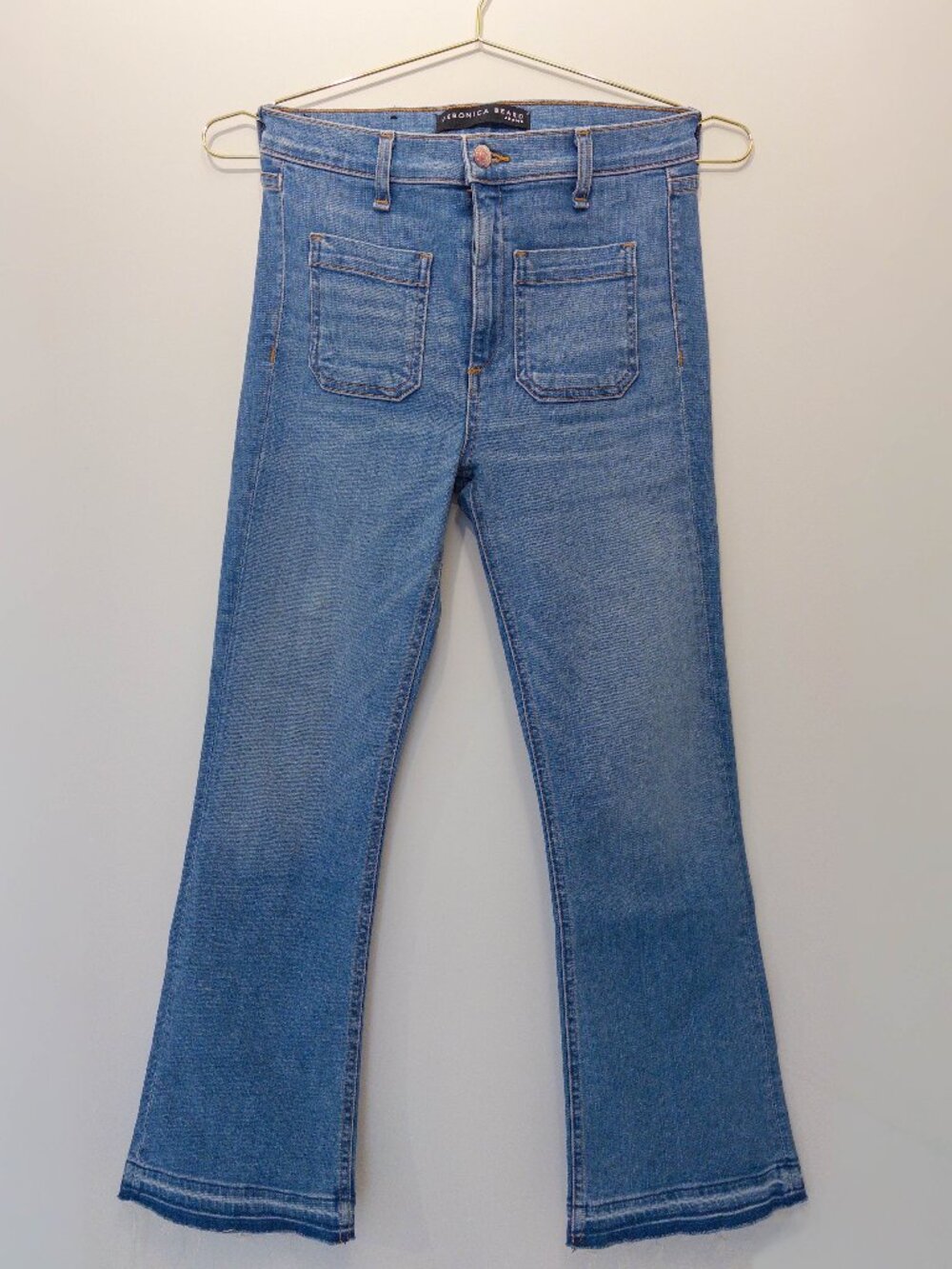 VERONICA BEARD DESIGNER “CAROLYN” PATCH POCKET FLARE JEANS